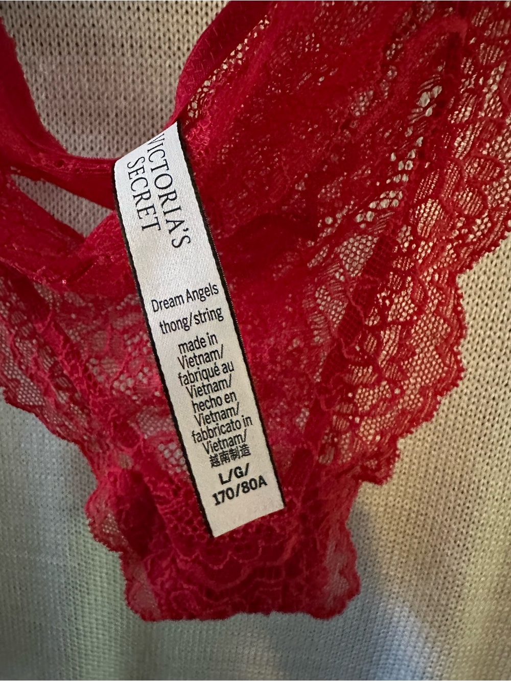 Victoria's Secret Red Lace Push-Up Bra Set - Picture 4 of 4